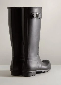 Hunter Mens Original Tall Wellington Boots - Black -Throstlenest Store huntermenstallblack3rdy
